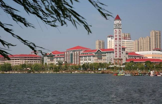 醫(yī)用分子篩中心制氧系統(tǒng)的工作原理及系統(tǒng)組件